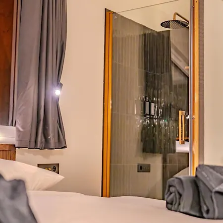 Luxurious Penthouse Lumina - Fire Place, Pool&spa Appartement *